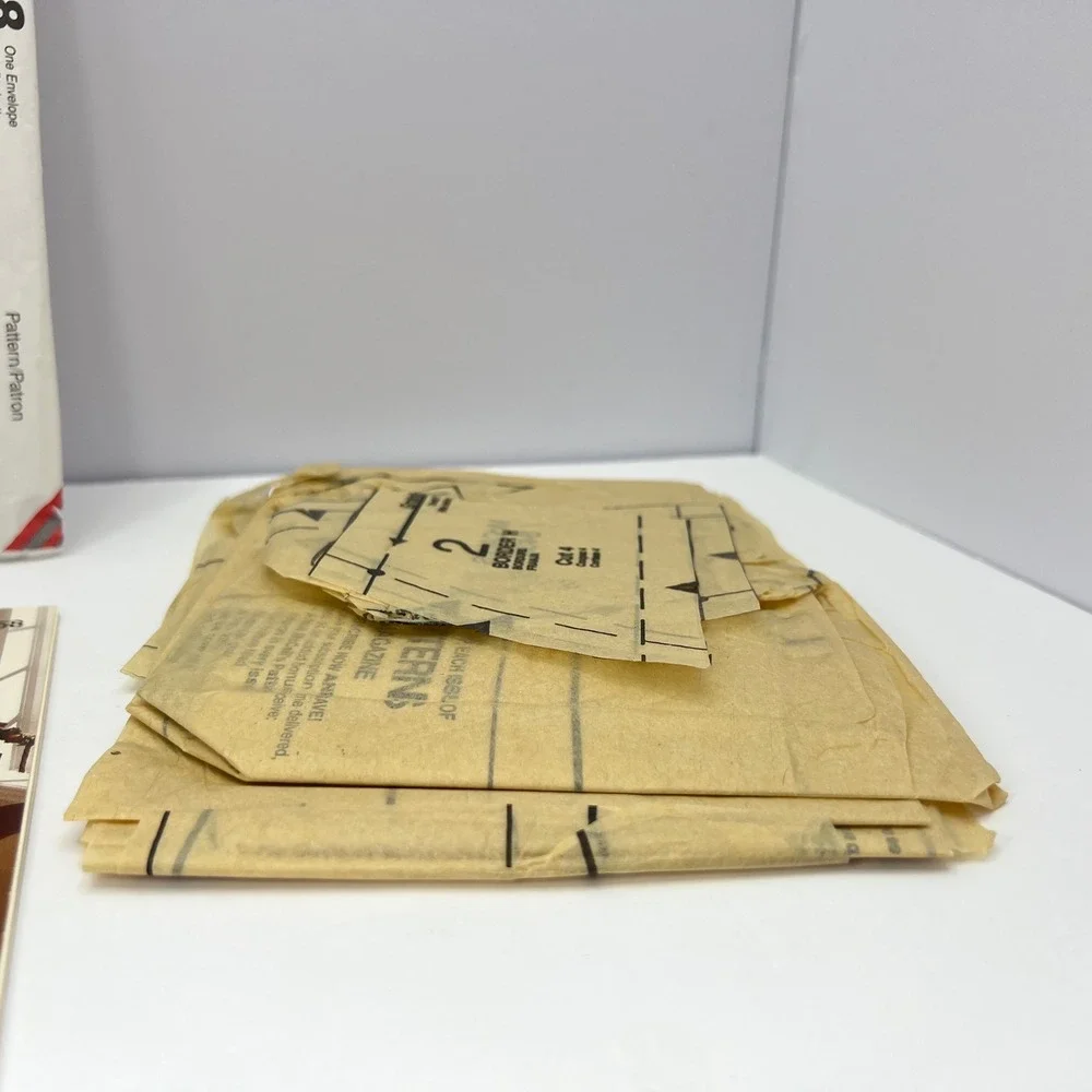 Vintage McCall's 8438 Tablecloth Chair Pad Napkins Sewing Pattern 1996 Holiday